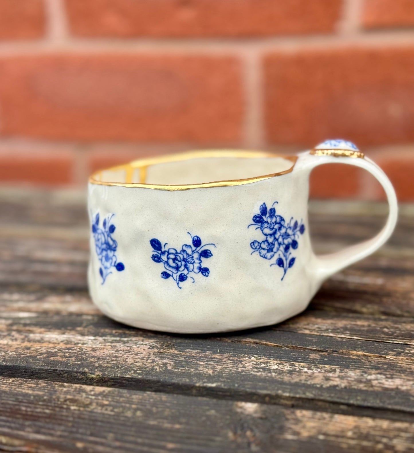 delft blue dreams | 22k gold lustre | mug