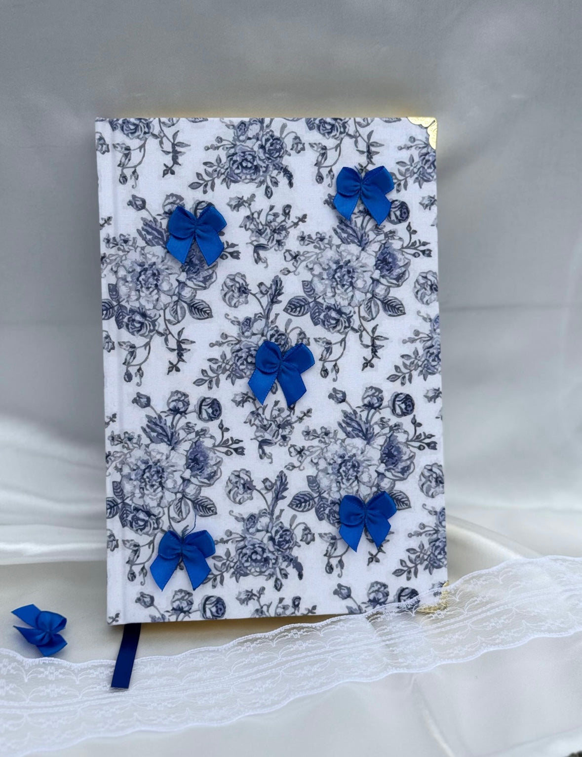 blue floral coquette | journal