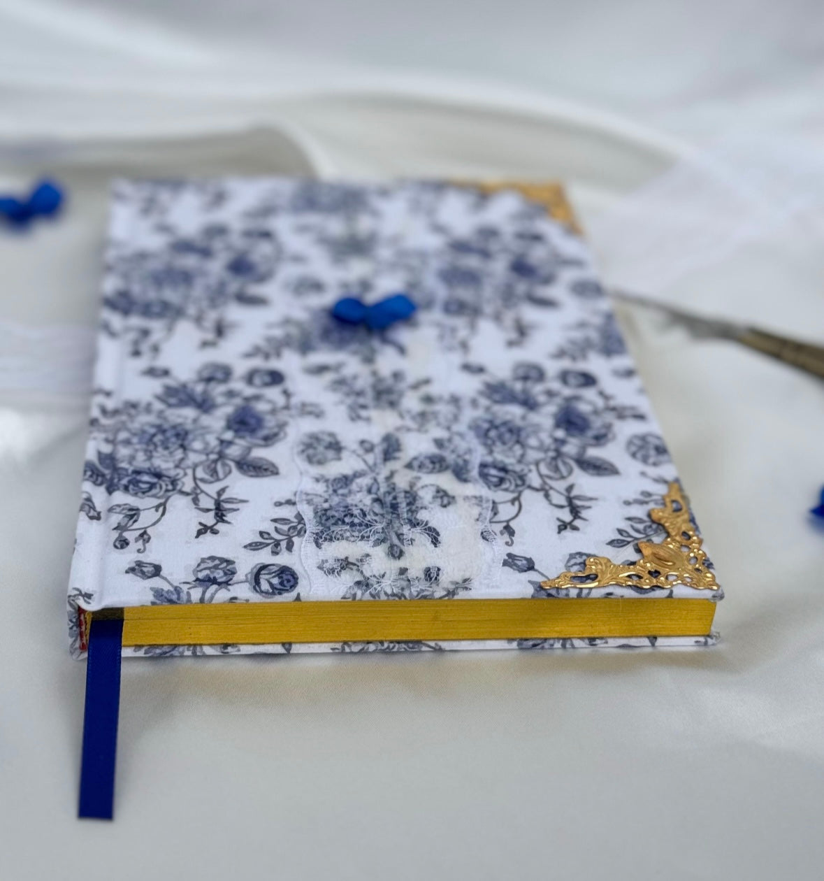 blue floral coquette | journal