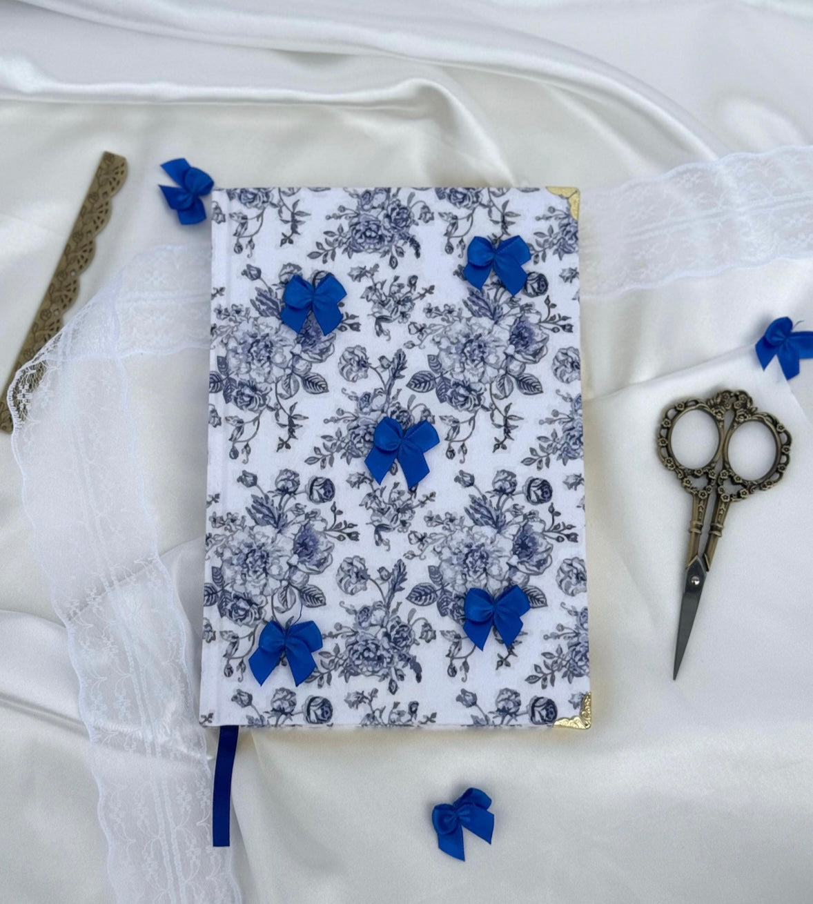 blue floral coquette | journal