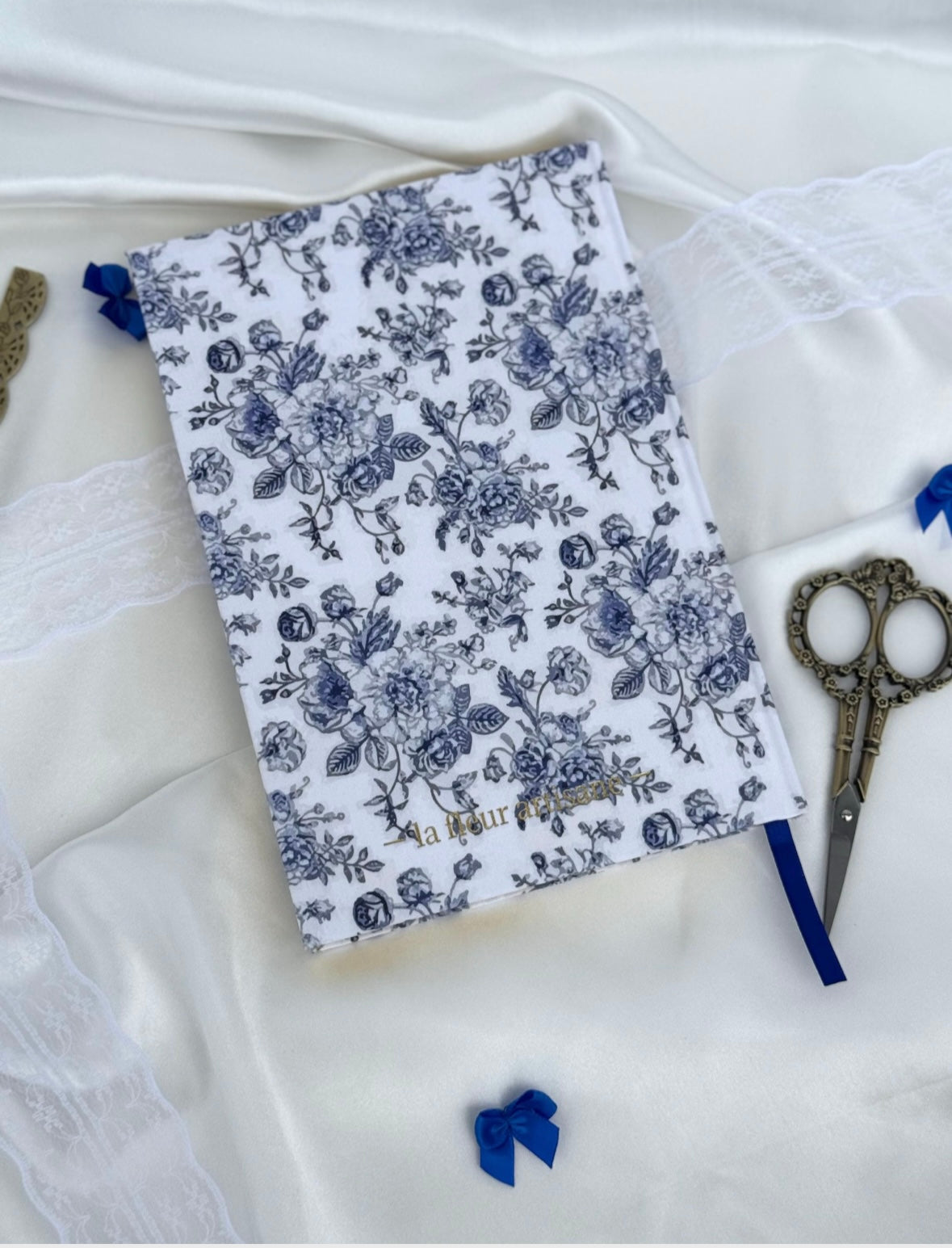 blue floral coquette | journal